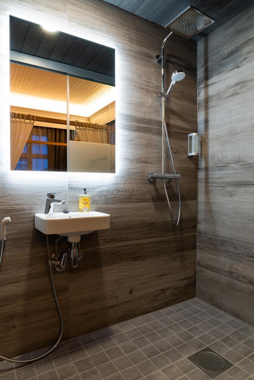 De Gamlas Hem Hotel & Restaurant Oulu Extérieur photo